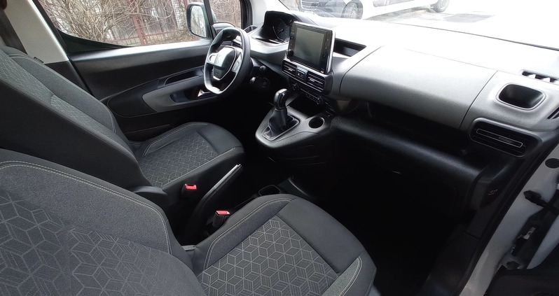 Peugeot Rifter cena 53900 przebieg: 77900, rok produkcji 2019 z Kielce małe 211